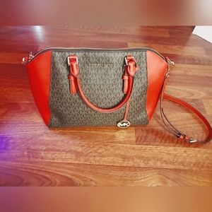 ♥️ Michael Kors Ciara Satchel